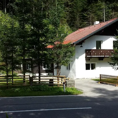 Chalet Snowy Hills